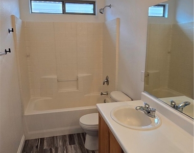 9636 Cedar Park Avenue - Photo Thumbnail 16