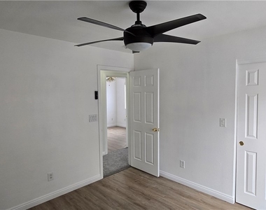 9636 Cedar Park Avenue - Photo Thumbnail 13