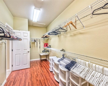 509 Cabrera Court - Photo Thumbnail 12