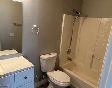 9411 Morehouse Place - Photo Thumbnail 10