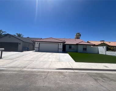 5645 W Katie Avenue - Photo Thumbnail 1