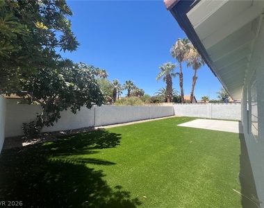 5645 W Katie Avenue - Photo Thumbnail 42