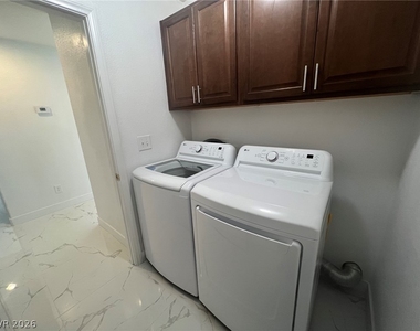 5645 W Katie Avenue - Photo Thumbnail 26