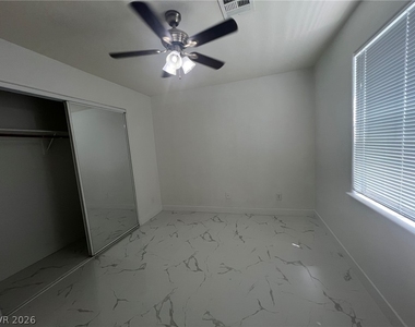 5645 W Katie Avenue - Photo Thumbnail 18