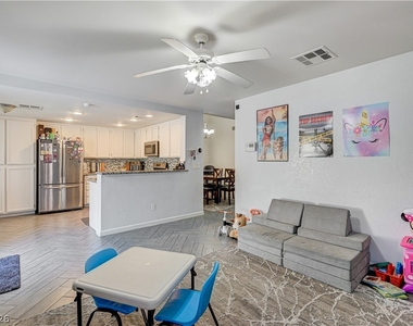 312 Windmere Street - Photo Thumbnail 20