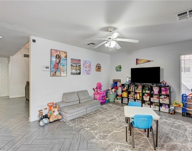312 Windmere Street - Photo Thumbnail 18