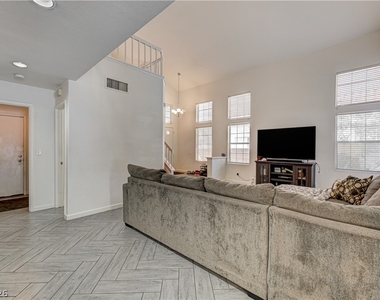 312 Windmere Street - Photo Thumbnail 9