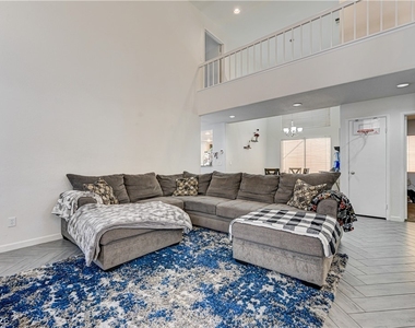 312 Windmere Street - Photo Thumbnail 4