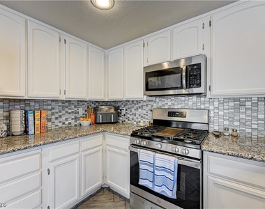 312 Windmere Street - Photo Thumbnail 26