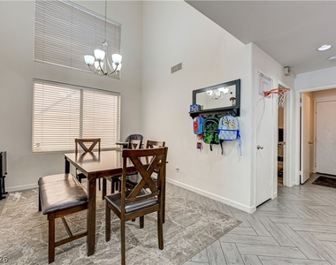 312 Windmere Street - Photo Thumbnail 14