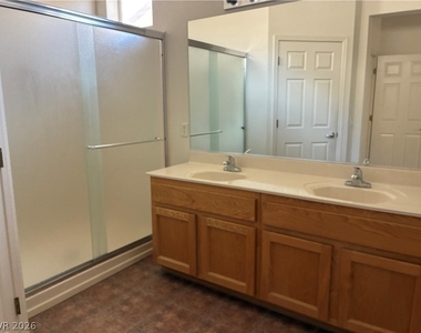 2578 Woodson Avenue - Photo Thumbnail 3