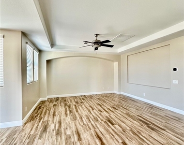1220 Olivia Parkway - Photo Thumbnail 4