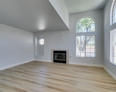 199 Oro Canyon Street - Photo Thumbnail 2