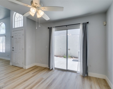199 Oro Canyon Street - Photo Thumbnail 13
