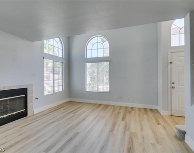 199 Oro Canyon Street - Photo Thumbnail 7