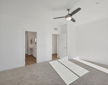10547 Prospering Valley Way - Photo Thumbnail 7