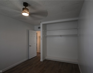 378 N 13th Street - Photo Thumbnail 14