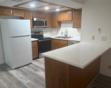 7936 Decker Canyon Drive - Photo Thumbnail 8
