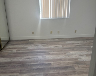 7936 Decker Canyon Drive - Photo Thumbnail 18