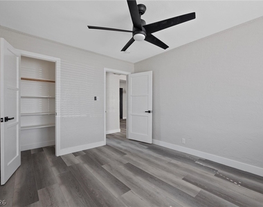913 S 3rd Street - Photo Thumbnail 12