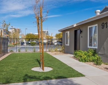 913 S 3rd Street - Photo Thumbnail 2