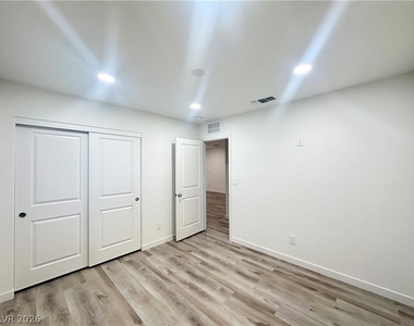8755 Sand Verbena Avenue - Photo Thumbnail 24
