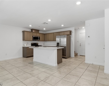 3501 Arcadian King Avenue - Photo Thumbnail 9