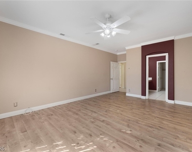 8901 Goldstone Avenue - Photo Thumbnail 21
