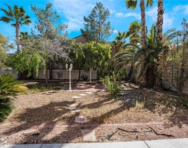 8901 Goldstone Avenue - Photo Thumbnail 47