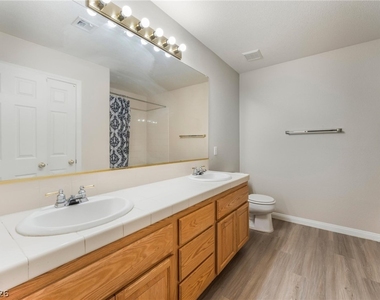 8901 Goldstone Avenue - Photo Thumbnail 40