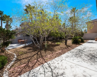8901 Goldstone Avenue - Photo Thumbnail 44