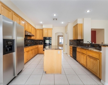 8901 Goldstone Avenue - Photo Thumbnail 14