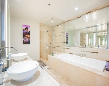 3722 Las Vegas Boulevard - Photo Thumbnail 12