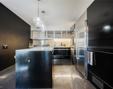 3722 Las Vegas Boulevard - Photo Thumbnail 5