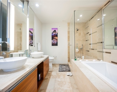 3722 Las Vegas Boulevard - Photo Thumbnail 13