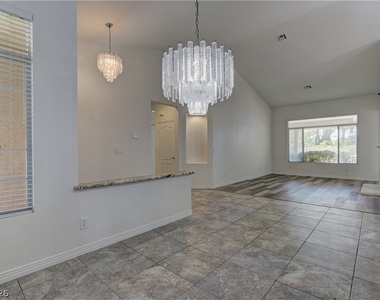 8437 Willowleaf Court - Photo Thumbnail 8
