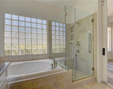 8437 Willowleaf Court - Photo Thumbnail 25