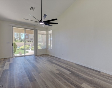 8437 Willowleaf Court - Photo Thumbnail 21