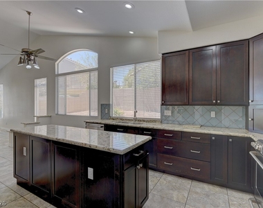 8437 Willowleaf Court - Photo Thumbnail 19