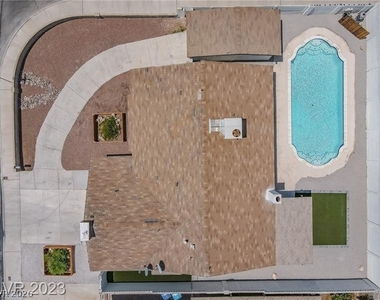 6488 Creston Avenue - Photo Thumbnail 48