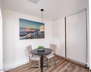 6488 Creston Avenue - Photo Thumbnail 41