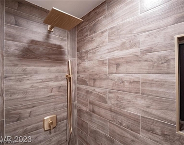 6488 Creston Avenue - Photo Thumbnail 46