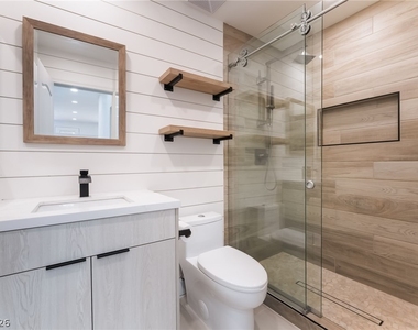8253 Ruby Mountain Way - Photo Thumbnail 33