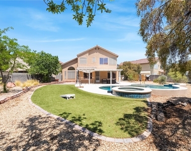 8253 Ruby Mountain Way - Photo Thumbnail 36