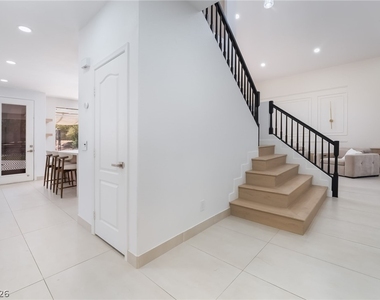 8253 Ruby Mountain Way - Photo Thumbnail 16