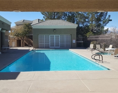 8070 Russell Road - Photo Thumbnail 32