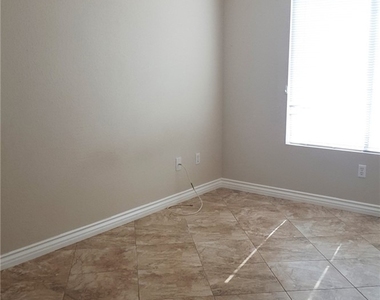 8070 Russell Road - Photo Thumbnail 21