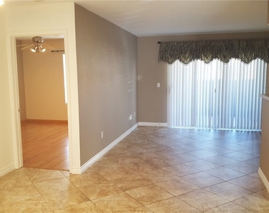 8070 Russell Road - Photo Thumbnail 5