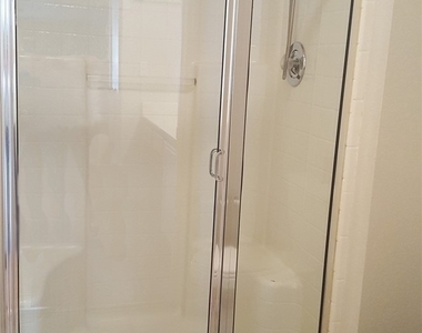 8070 Russell Road - Photo Thumbnail 19