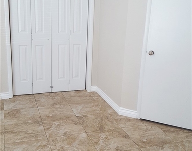8070 Russell Road - Photo Thumbnail 22